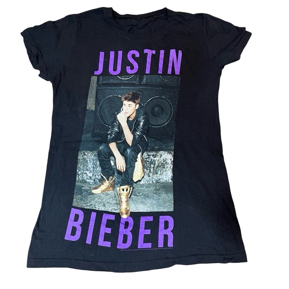 Justin Bieber Girls Juniors Tee Shirt (Size Small) graphic front and plain back - Picture 1 of 5